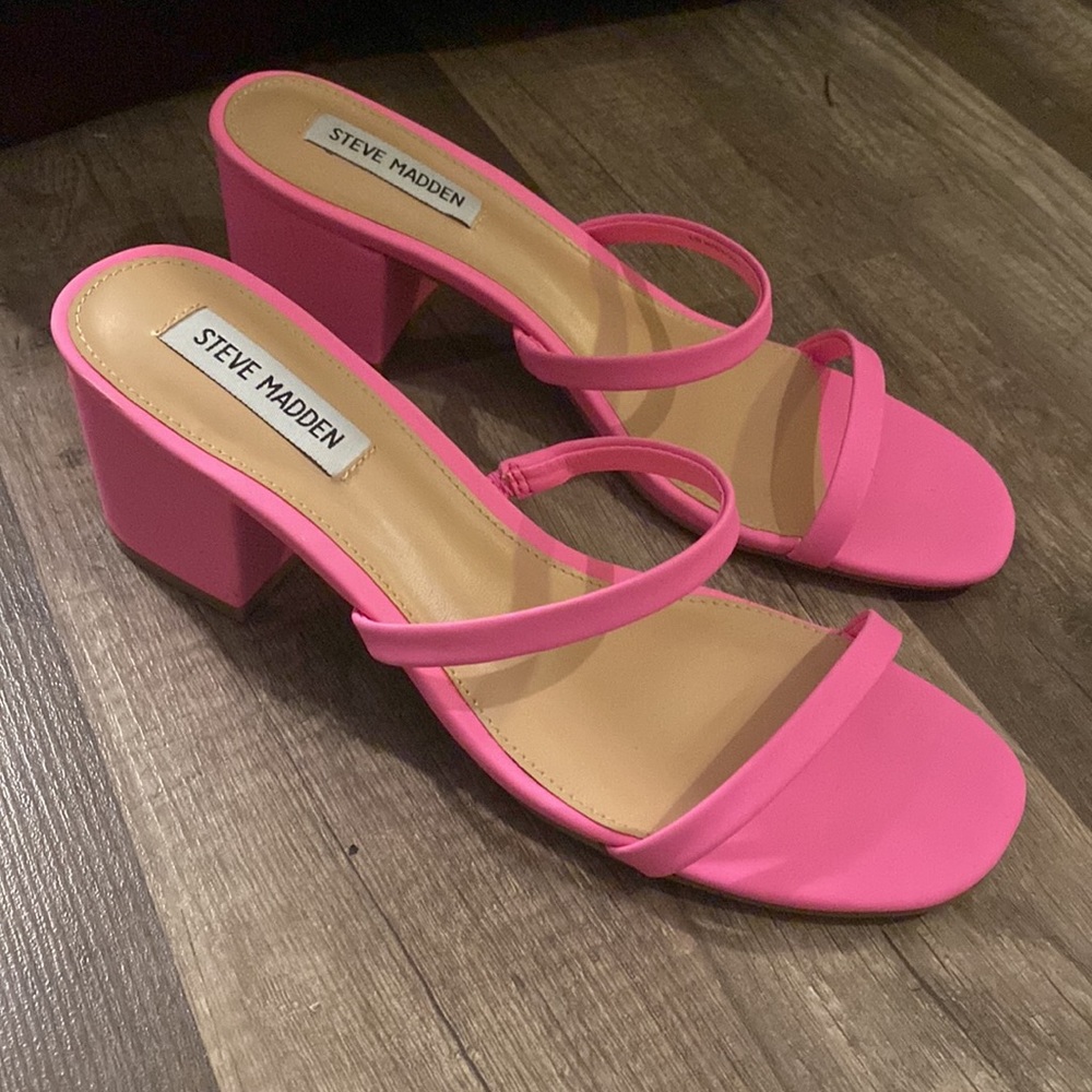 PINK Steve Madden sandals - Picture 3 of 3
